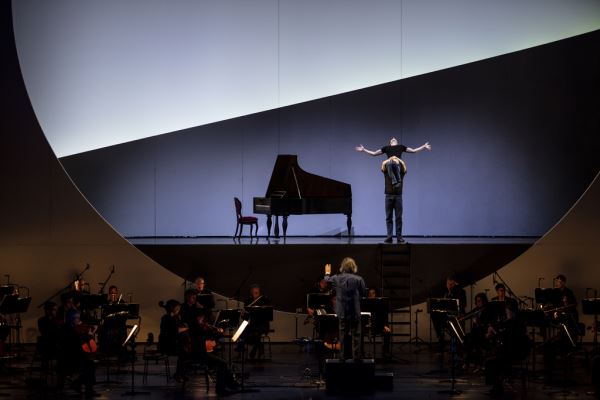 Джон Ноймайер выпускает балет о Бетховене